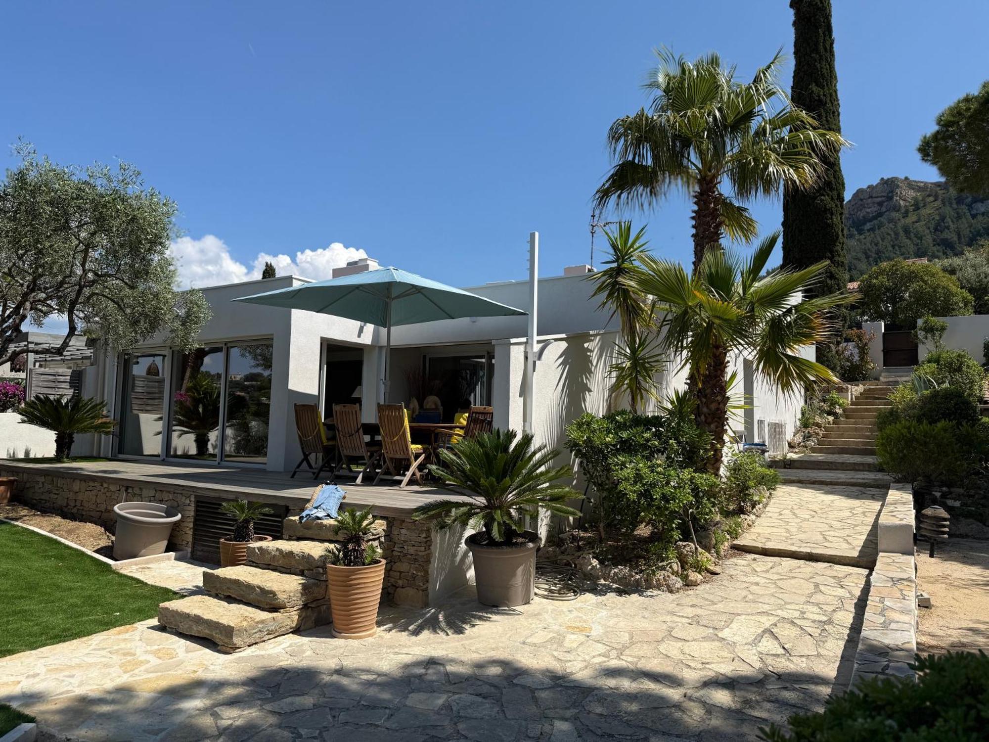 Villa La Grande Bastide Piscine Et Tennis Collectif Cassis Exterior photo